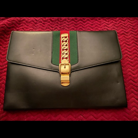 Classic a Gucci Web Clutch - Picture 1 of 6